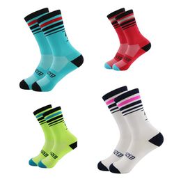 Men Sports Socks Breathable Moisture Wicking Basketball Socks Thick Towel Bottom Cycling Running Hiking Athletic Socks