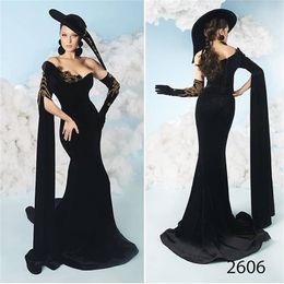 Gorgeous Black Prom Dresses Sexy One Shoulder Ruffles Velvet Mermaid Evening Dresses With Detachable Sleeves Appliqued Party Dress