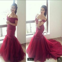 2021 Burgundy Tulle Mermaid Prom Dresses Lace Appliqued Off The Shoulder Formal Evening Best Gowns