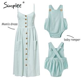 Mother and kids casual button dress Solid matching mom baby family clothes outfits beach dress Cute baby romper mom summer dress LJ201111