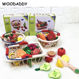 WOODADDY Baby Toys Strawberry Simulation Fruit Vegetable Cut Set Wooden Toys For Kids Children Kitchen Food Educational Gift LJ201009