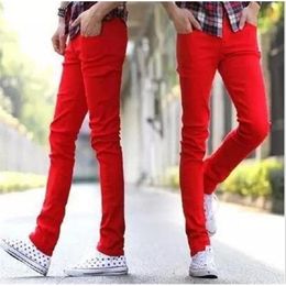 Jeans de color rojo para hombre | FASHIOLA.mx