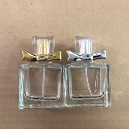 Luxury refillable glass perfume spray bottle 30ml square cosmetic Bottle with pump sprays cap in