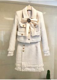 Brand Lady Wool 2 Piece Set Winter Women Diamond Bow Gold Single Breasted Short Tweed Jacket Coat+Tassel Pencil Skirt Suit 201130