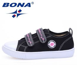 BONA New Style Children Canvas Shoes Hook & Loop Boys Casual Shoes Outdoor Walking Shoes Kinds Comfortable Fast Free Shipping 201201