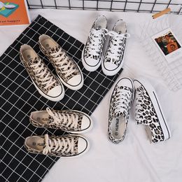 Wholesale-Unisex Leopard Printed Casual Sneakers Flats Fashion Canvas Shoes T200413