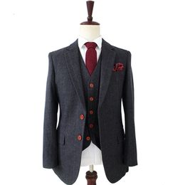 Wool Dark Grey Herringbone Tweed tailor slim fit wedding suits for men Retro gentleman style custom made mens 3 piece suit 201106