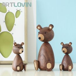 Denmark Wooden Brown Bear Family Gifts/Crafts/Toys Wood Squirrel Home Decorative Figurines High Quality Nordic Design Room Decor T200703