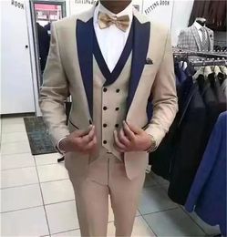 Hot Sale Groomsmen Peak Blue Lapel Groom Tuxedos Champagne Men Suits Wedding/Prom/Dinner Best Man Blazer ( Jacket+Pants+Tie+Vest ) K722