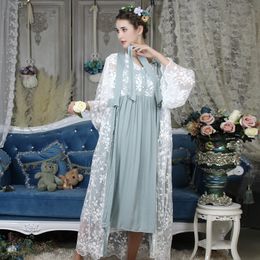 Autumn Cotton Women Embroidered Rob Sets White 2 Pieces Lace Nightgowns Long Sleeve Retro Solid Color Sleepwear Home Wear 063 LJ200822