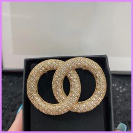 Enamel Brooch Designer Brooches Pins For Womens Fashion Suitable Romantic Delicate Attractive Jewelry Gold Silver Broche NICE D2112312F