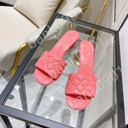 Women grid Fashion Designs slippers wedges flattie Sandy beach Crocodile Skin Leather Flat Sandals Comfort Beach Slide Flip Flops Sexy Ladies Scuffs Shoes with Box