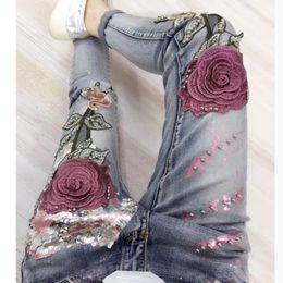 Europe Style Jeans Women Slimming Boyfriend Trousers Rose Embroidery Gold Fashion Sequins Spring and Autumn Denim Pants 201105