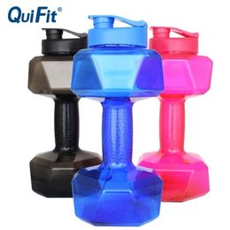 Quifit 2.2L Dumbbell Cold Water Bottle BPA Free Portable Creative New Year Gift GYM Sports Shaker Fitness Eco Friendly Jug 201221