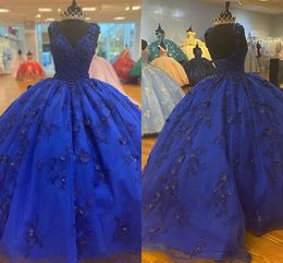 2022 Modest Hand Made Flowers Prom Formal Quinceanera Dresses Applique Straps V-neck Lace Beaded Corset Ball Gown Evening