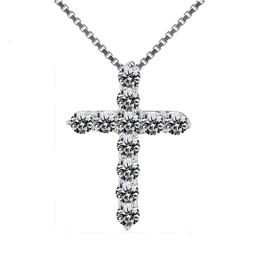 Pendant Necklaces Luxury Cubic Zircon Cross Necklace 925 Sterling Silver Christian Jesus Jewelry For Women Gift