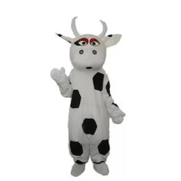 Professional Big Black Dot Cow Mascot Costume Halloween Christmas Fancy Party Dress Animal Cartoon Character Suit Carnival Unisex Adults Outfit