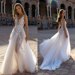 2021 A-Line Wedding Dresses V Neck Sleeveless Lace Appliques Bridal Gowns Custom Made Sexy Backless Sweep Train A Line Wedding Dress