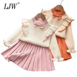 New Children Autumn Baby girls Knit Dresses Kids Winter Sweater Dress Woollen Long Sleeve Pleated Design baby Girls Clothes Y220310