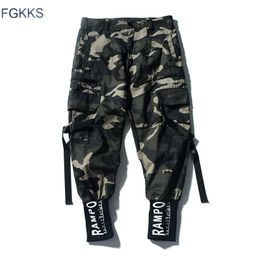 FGKKS Men Camouflage Cargo Pants Street Fashion Male Hip Hop Pencil Pants Men's 100 % Casual Sweatpants Brand Clothing 201027