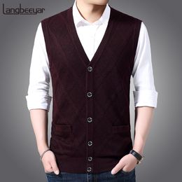 6% Wool Fashion Sleeveless Sweater For Mens Cardigan V Neck Slim Fit Jumpers Knitwear Warm Autumn Vest Casual Clothing Male 201120