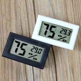 2017 new black/white FY-11 Mini Digital LCD Environment Thermometer Hygrometer Humidity Temperature Metre In room refrigerator icebox LX3498