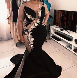 Designer Beaded Mermaid Prom Dresses Appliqued Sheer Bateau Neck Plus Size Evening Gowns Sweep Train Satin Formal Dress