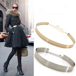 Simple Fashion Lady's Metal Sheet Wide Girdle Designer Gold Silver Chain Pendant Belt All-Match Coat Dress Accessories Waistband G220301