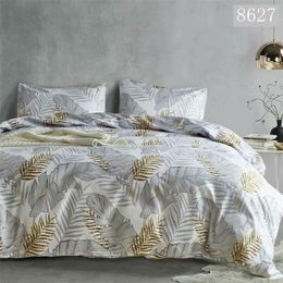 Single Double Bedding Sets Russia Europe 14 Size Luxury Duvet Cover Set 220x240 Queen Bed Linen Set Bed Set Leaf Bedclothes 201210