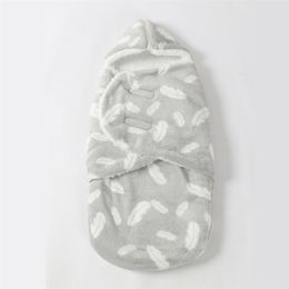 0- whiter Baby blanket wrap double layer fleece baby swaddle bebe envelope sleeping bag for newborns baby bedding blanket LJ201014