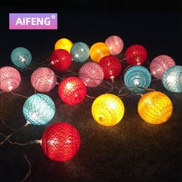 Christmas Battery Powered Garland 6CM Cotton Ball Lamp Christmas Decorations For Home For Baby Bedside Bedroom living room 201130