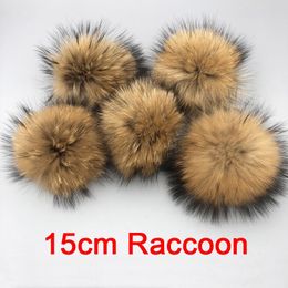 5pcs/ lot DIY High quality Raccoon Fur pompoms fur balls for knitted hat cap beanies and keychain and scarves real fur pom poms Y201024