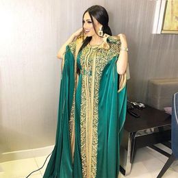 Deux pièces Marocaines Caftan Robes de soirée longue en satin avec Cape Or Appliques Dentelle Muslim Muslim Pal Robes De Dubaï Femmes Femmes Femmes Robes