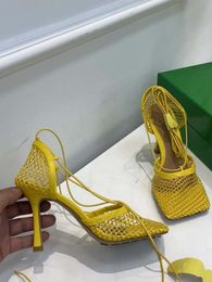 Sandali con punta quadrata allacciati romani con tacchi alti da donna, scarpe da festa in pelle di pecora, eleganti sandali estivi con rete da pesca alla caviglia 34-42