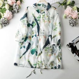 Long Bird Flower Print Hooded Sunscreen Jacket Women Casual Three Quarter Sleeve Loose Style Thin New Summer Jackets Woman 201210