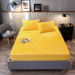 1PCS Winter Warm Fitted Sheet Soft Velvet Mattress Covers Four Corners Bed Ssheets With Elastic Band Bed Sheets No Duvet Cover 201210