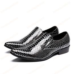 Fashion Silver Scale Office Patent Leather Men Shoes Big Size Simplicity Oxfords Pointed Toe Slip On Formal Shoes