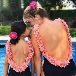 Mother Girl Flowers Swimsuit For Mom and Daughter Swimsuits Matching Family Bathing Suits Female Children Baby Kid Swimwear LJ201111