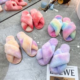 Tasarımcı Kadın Terlik Peluş Kravat Boya Sonbahar Ve Kış Moda Renkli Çapraz Toe Pamuk Terlik Ev Bayan Slaytlar Flip Flop Sandalet 569
