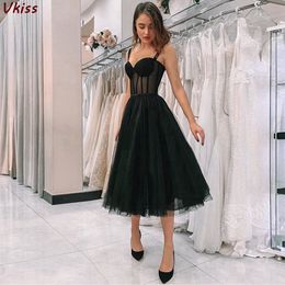 Homecoming Dresses 2020 Women Formal Party Short Prom Dresses Black Cocktail Vestidos De Gala Sexy Illusion Sexy Graduation Gown