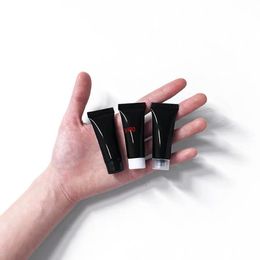 100pcs 10ml Empty Black Cosmetic Tube Squeezed Soft Container Sample Bottle With Screw Caphigh qualtity
