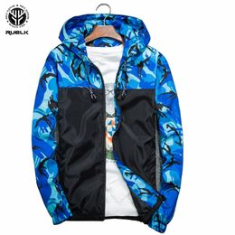 RUELK Spring And Autumn Men's Casual Fashion Camouflage Hooded Jacket Men Camouflage Trend Coat Cool Windbreaker M-5XL 201130