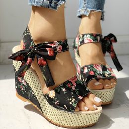 Mulheres Bowknot design plataforma de cunha sandálias verão salto alto floral étnico bohemial sandel sandel cinta de tornozelo toe sapatos senhoras