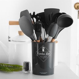 ATUCOHO 12PCS Kitchen Utensils Cooking Kit Silicone Accessories Spaghetti Food Clip Oil Brush Spatula Egg Beater Kitchen Tools 201223