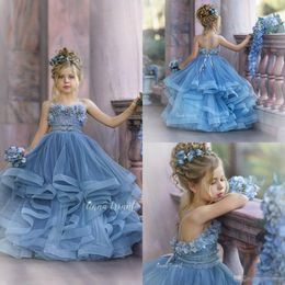 2021 Dusty Blue Flower Girls' Dresses with Handmade Flowers Beaded Spaghetti Straps Tiered Skirt Tulle Communion Pageant Party Ball Gown