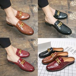 Metal button Luxury Brand Mens designer Crocodile pattern slippers Genuine Leather mules black Brown Red slipper casual slip-on shoes Large size 38-47