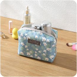 Storage Bags Home Cute Portable Cosmetic Bag Mini Female Small Skin Care Product
