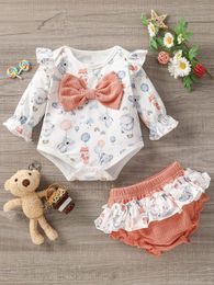 Baby Cartoon Graphic Flounce Sleeve Ruffle Trim Bow Bodysuit & Shorts SHE