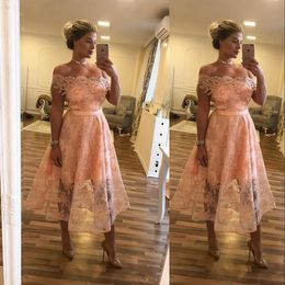 2021 New Cheap Sexy A Line Cocktail Dresses Off Shoulder Blush Pink Lace Appliques Tea Length Short Party Prom Graduation Homecoming Gowns