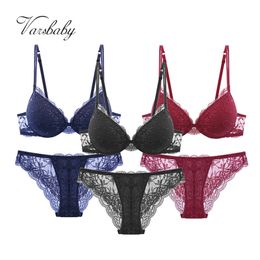 Varsbaby 3 Sets/Lot sexy floral lace deep V push up underwear bra and panty sets LJ201031